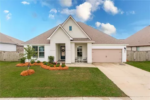 3245 Rousset Ridge Dr, Slidell, LA 70461