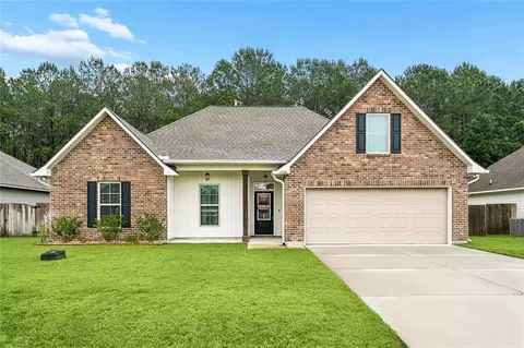 15576 Grassy Ln, Covington, LA 70435
