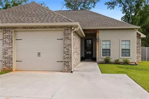 12503 Morgan Creek Ln, Hammond, LA 70403