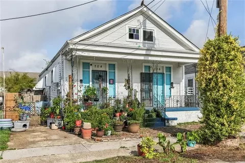 704 06 Tricou St, New Orleans, LA 70117