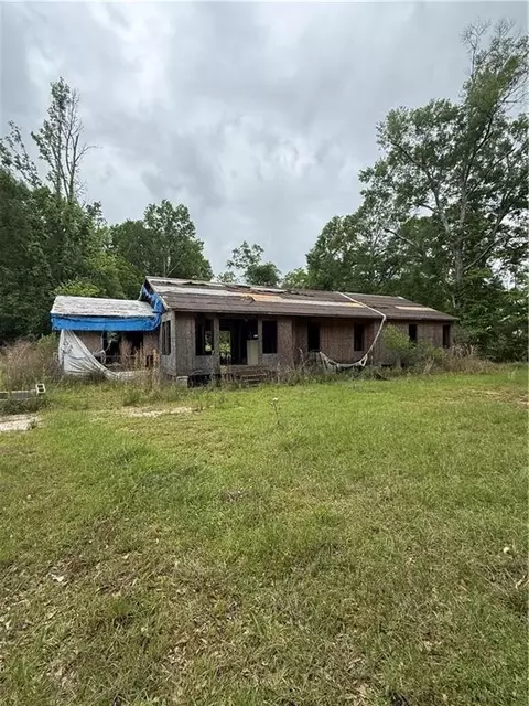 12038 La-1064, Tickfaw, LA 70466