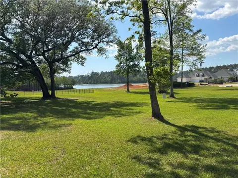 989 Great Southern Dr, Abita Springs, LA 70420