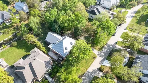 View/Area - 480 E Chase Ct, Mandeville, LA 70448 photo 3 of 5