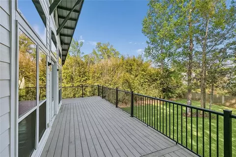 Exterior - 480 E Chase Ct, Mandeville, LA 70448 photo 7 of 12