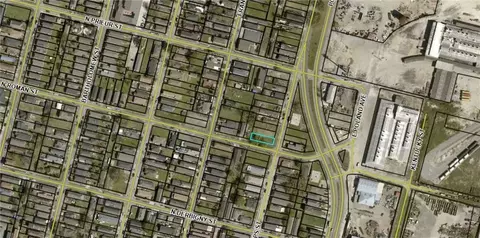 1800 Lesseps St, New Orleans, LA 70117