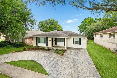 1375 Choctaw Ave, Metairie, LA 70005