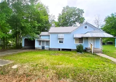 1017 Avenue D Ave, Bogalusa, LA 70427