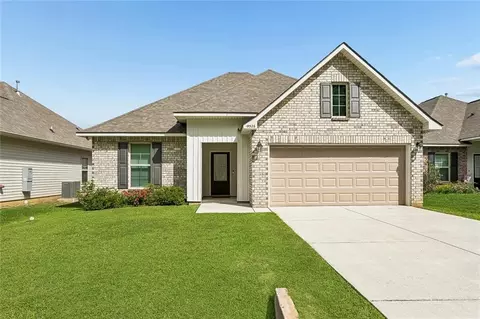 19526 N 10th St, Covington, LA 70433