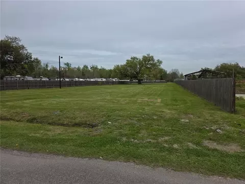 312 Canal St, Luling, LA 70070 photo 11