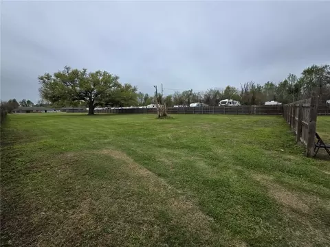 312 Canal St, Luling, LA 70070 photo 5