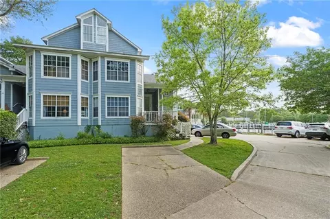 1100 Livingston St #5, Mandeville, LA 70448
