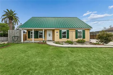 1321 Avenue A Ave, Marrero, LA 70072