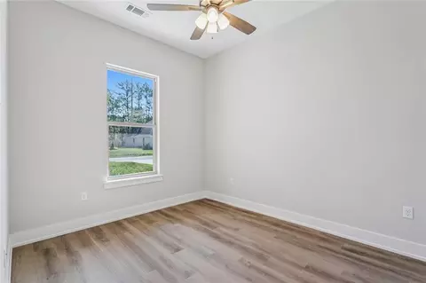 Bedroom - 72665 Robindale Dr, Covington, LA 70435 photo 4 of 4