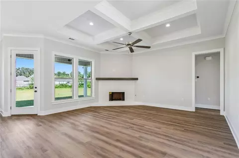 Living - 72665 Robindale Dr, Covington, LA 70435 photo 3 of 3