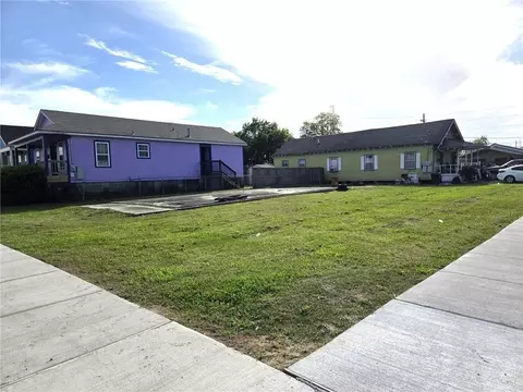 233423362338 Clouet St, New Orleans, LA 70117
