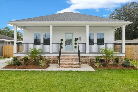 129 Creagan Ave, Gretna, LA 70053