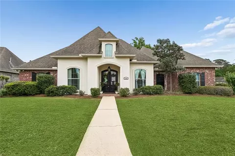 1300 Avenue Lacroix, Covington, LA 70433