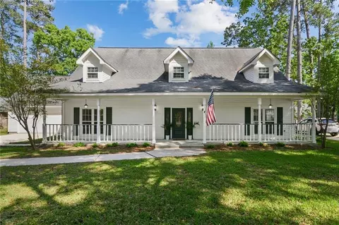 209 Nottoway Dr, Mandeville, LA 70471