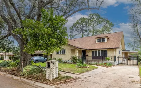4419 Knight Dr, New Orleans, LA 70127