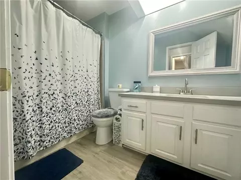 Bath - 4908 David Dr, Kenner, LA 70065 photo 3 of 6