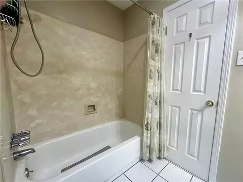 Bath - 4908 David Dr, Kenner, LA 70065 photo 6 of 6