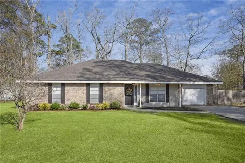 231 Carole Dr, Mandeville, LA 70448