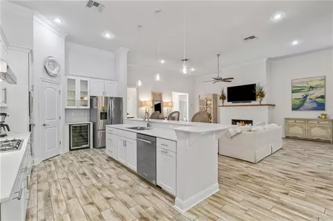 Kitchen - 405 Gray Eagle Ct, Covington, LA 70433 photo 3 of 4