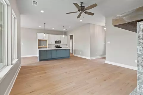Living - 72657 Robindale Dr, Covington, LA 70435 photo 2 of 3