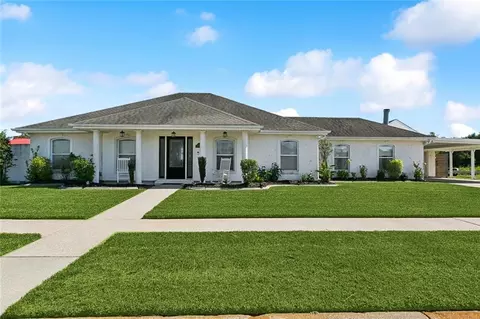 2909 Fable St, Meraux, LA 70075