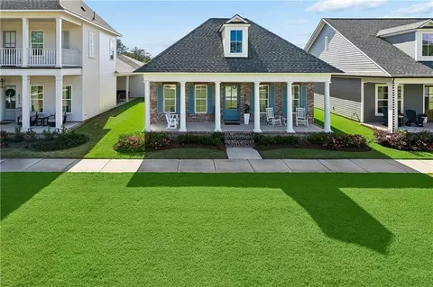 817 Cane Loop Aly, Covington, LA 70433