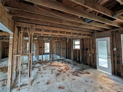 Entry Way - 511 Park Blvd, Braithwaite, LA 70040 photo 4 of 5