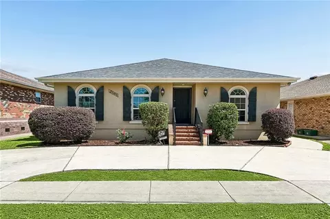 2505 N Atlanta St, Metairie, LA 70003
