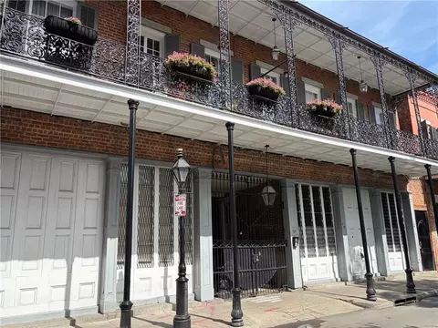 921 Chartres St #3, New Orleans, LA 70116
