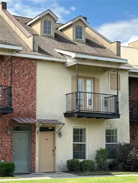 10600 Lakes Blvd #1202, Baton Rouge, LA 70810