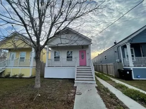 2429 Almonasters Ave, New Orleans, LA 70117