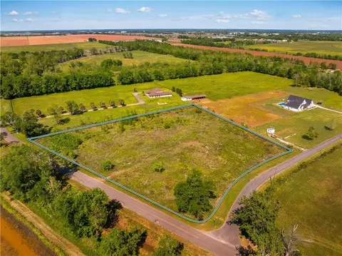 445 Downs Ln, Alexandria, LA 71303