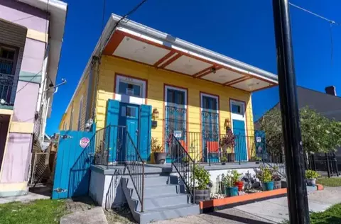 2009-11 Josephine St, New Orleans, LA 70113