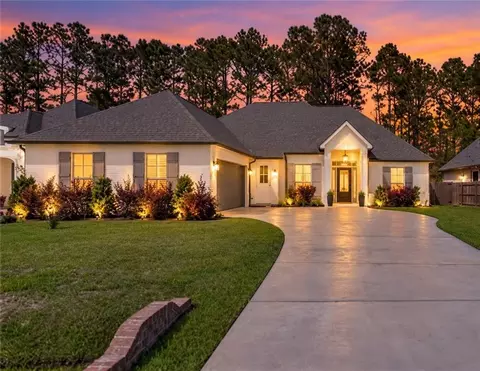 1248 Sweet Clover Way, Madisonville, LA 70447