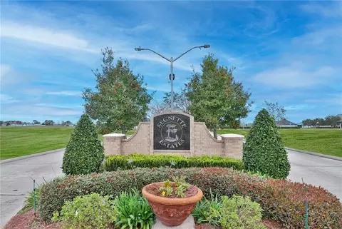 172 Mallard Dr, Westwego, LA 70094