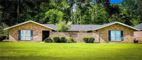 608 Suzanne Dr, Amite, LA 70422