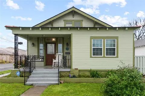 433 Monroe St, Gretna, LA 70053