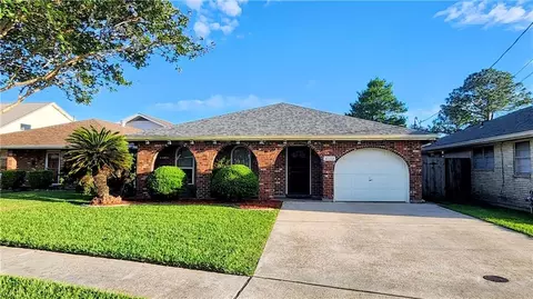 4532 Hastings St, Metairie, LA 70006