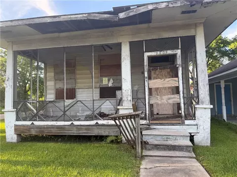 2005 Fairchild St, Baton Rouge, LA 70807