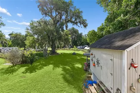 Exterior - 541 Matthew St, Lafitte, LA 70067 photo 4 of 10