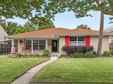5924 St Bernard Ave, New Orleans, LA 70122