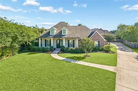 205 Chateau De Brie, Mandeville, LA 70471