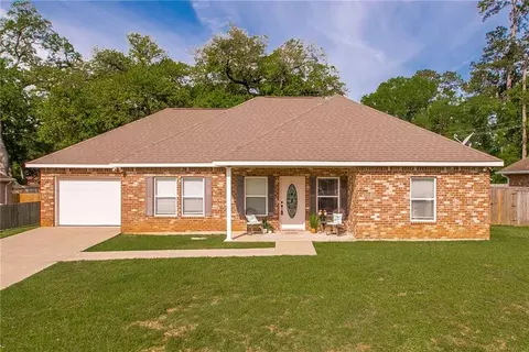344 Silverstone Cir, Ponchatoula, LA 70454