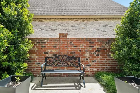 Exterior - 326 Nicklaus Dr, Slidell, LA 70458 photo 4 of 8