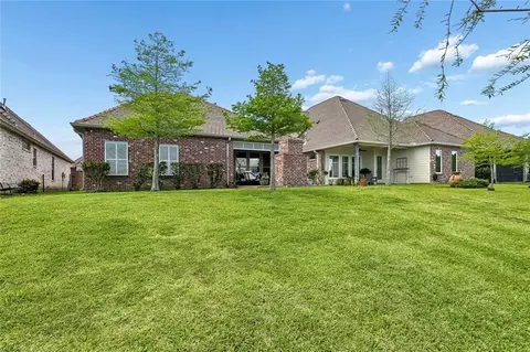 Exterior - 326 Nicklaus Dr, Slidell, LA 70458 photo 8 of 8