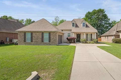 1409 Dominic Dr, Covington, LA 70435